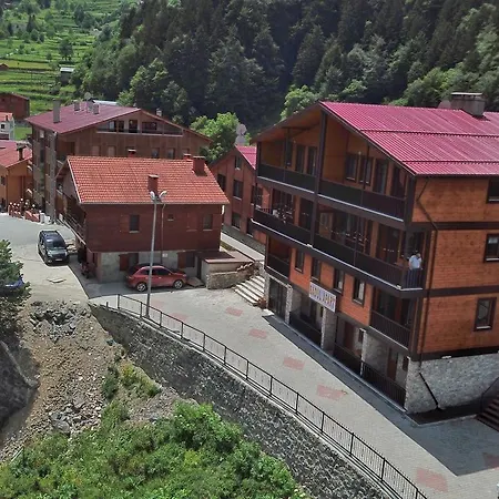 Apart Otel Badul Uzungöl